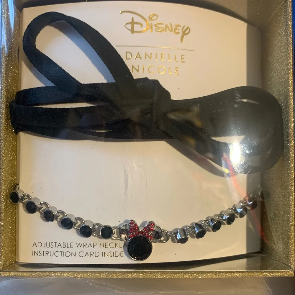 NIB NWT danielle Nicole Mickey Mouse necklace MSRP $69.99